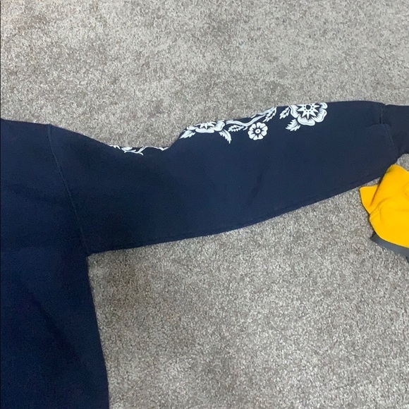 No Hours hoodie - Picture 3 of 4